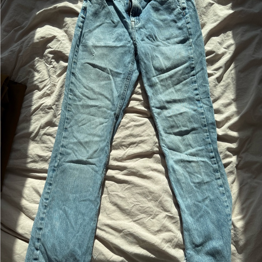 Zara Denim Jeans in Light Blue with side slits